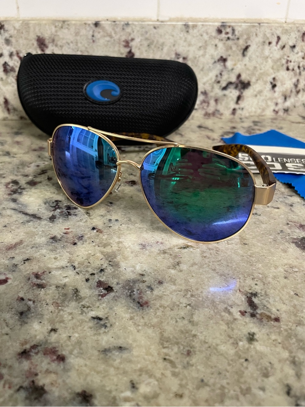 Costa Del Mar Costa Loreto Blue green Mirror Aviator 580 Sunglasses w/ case